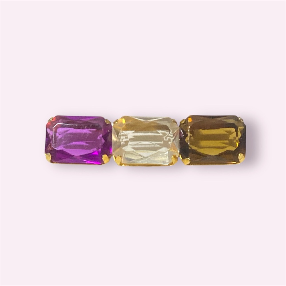 🕸️ Vintage 3 Stone Lucite Brooch Pin